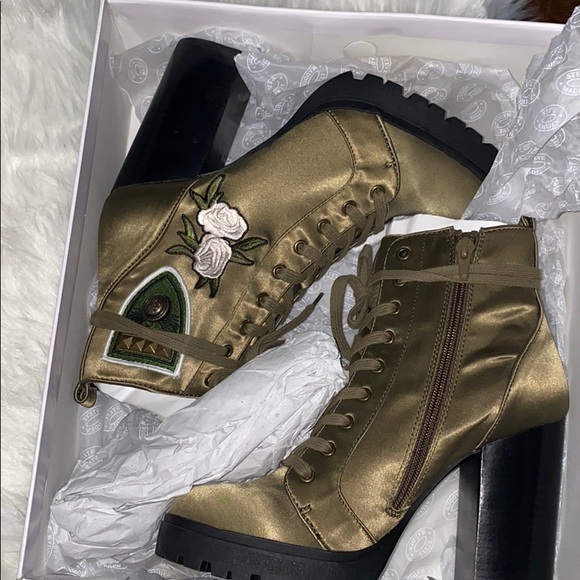 Bootie - Picture 3 of 3